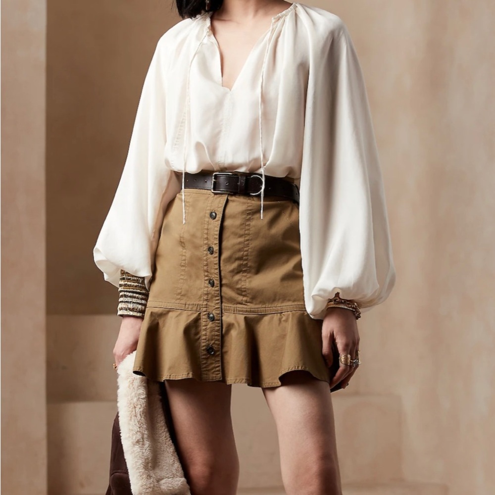 Banana Republic tiered mini skirt